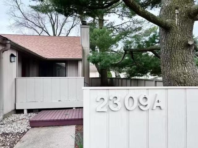 Condo for rent in Champaign