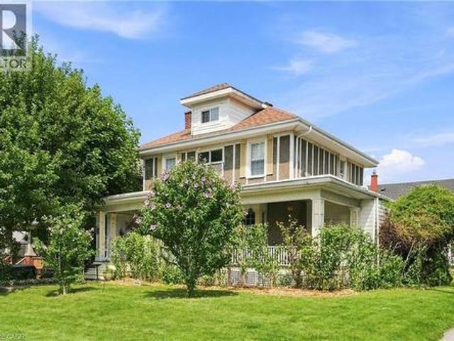 House for sale in Niagara, Ontario