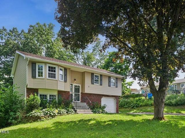 House for sale in Village of Ravena, Town of Coeymans