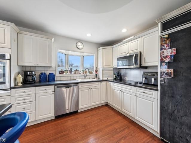 House for sale in Fairfield, New Jersey