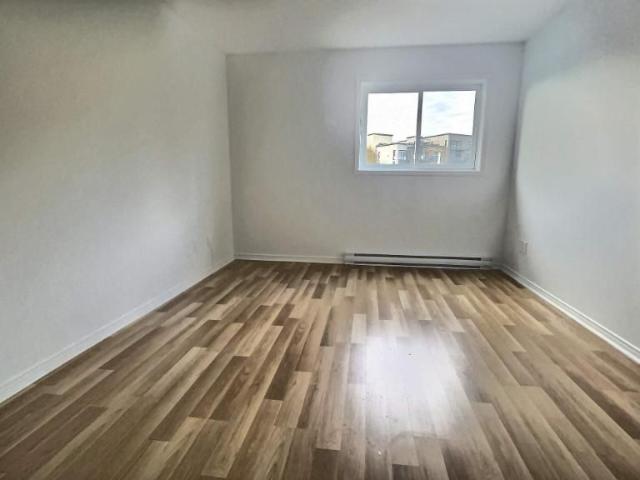 Apartment for rent in Charlemagne, Quebec