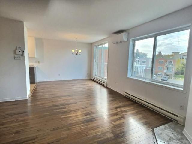 Apartment for rent in Charlemagne, Quebec
