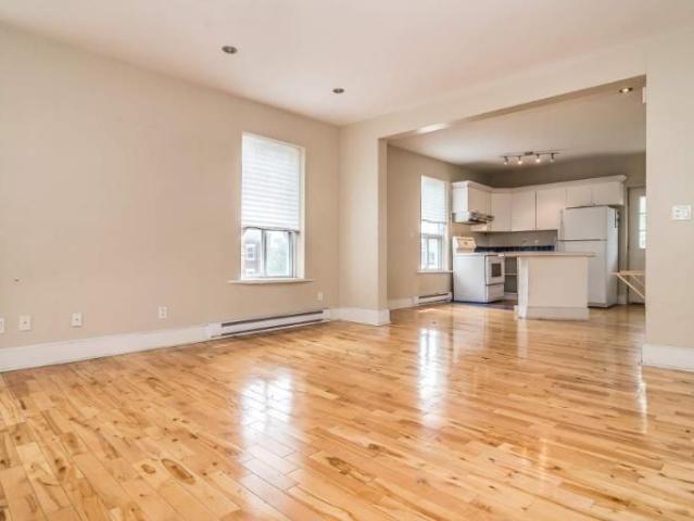 Apartment for rent in Le Sud-Ouest, Montréal