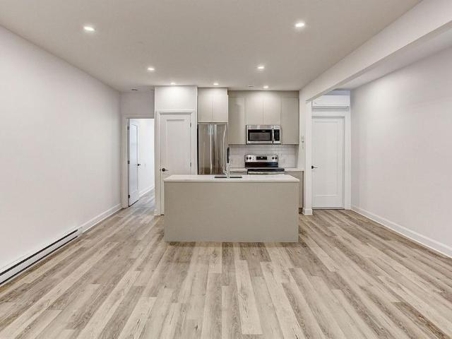 Apartment for rent in Ville-Marie, Montréal