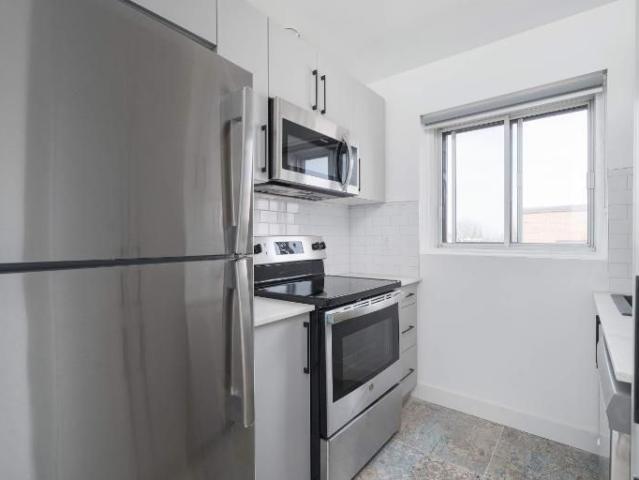 Apartment for rent in St. Leonard's, Quebec
