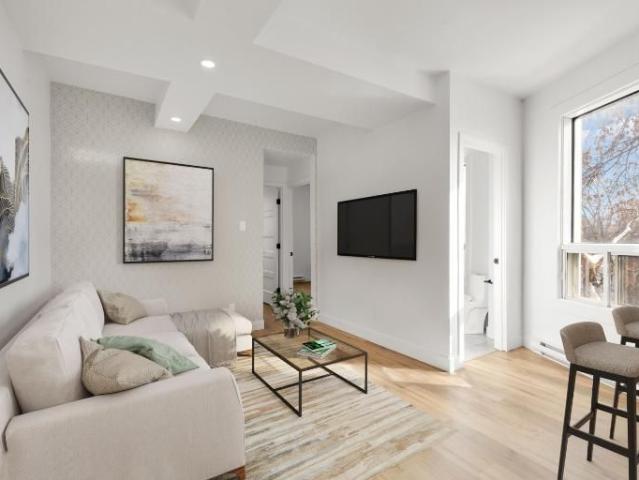 Apartment for rent in St. Leonard's, Quebec