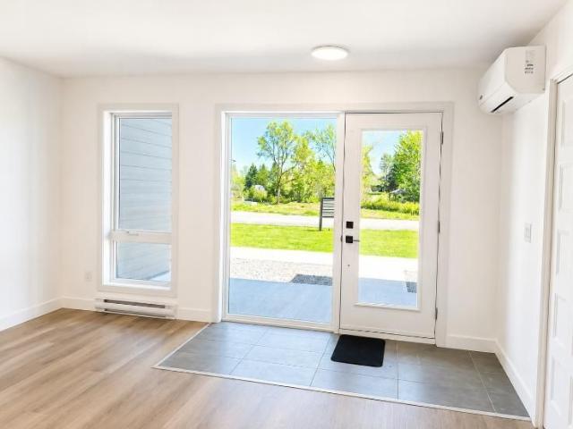 Apartment for rent in Saint-gilles, Quebec