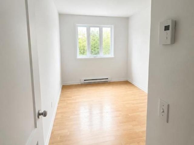 Apartment for rent in Longueuil, Quebec