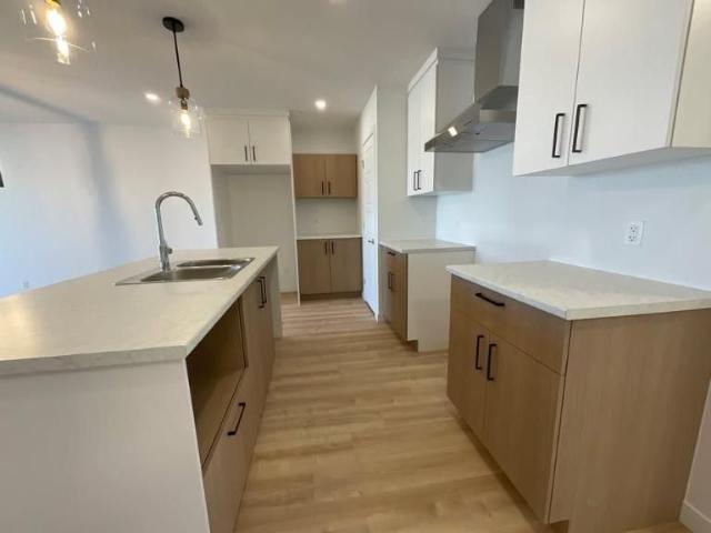Apartment for rent in Saint-Lambert-de-Lauzon, Chaudière-Appalaches
