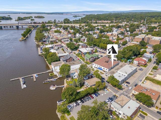 Apartment for rent in Sainte-anne-de-bellevue, Quebec