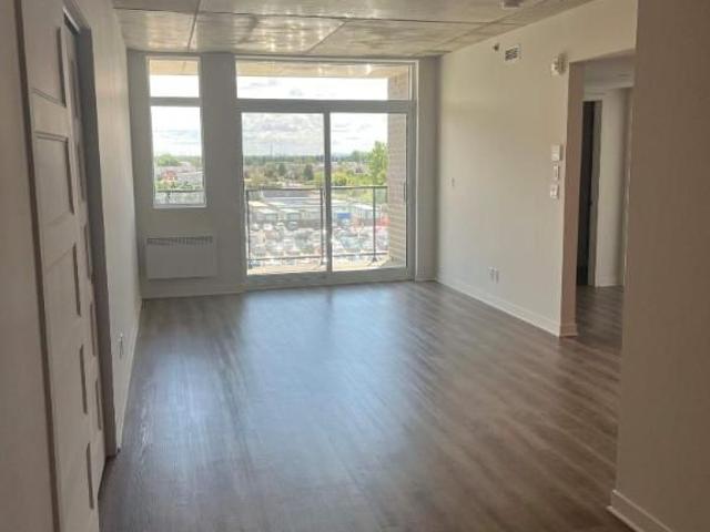 Apartment for rent in Les Moulins, Quebec