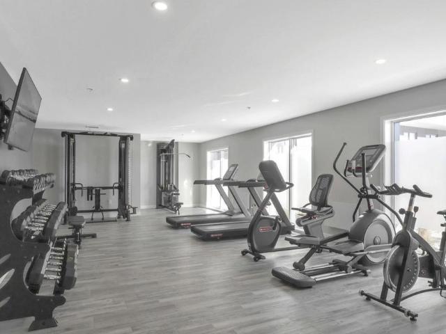 Apartment for rent in Pointe-claire, Quebec