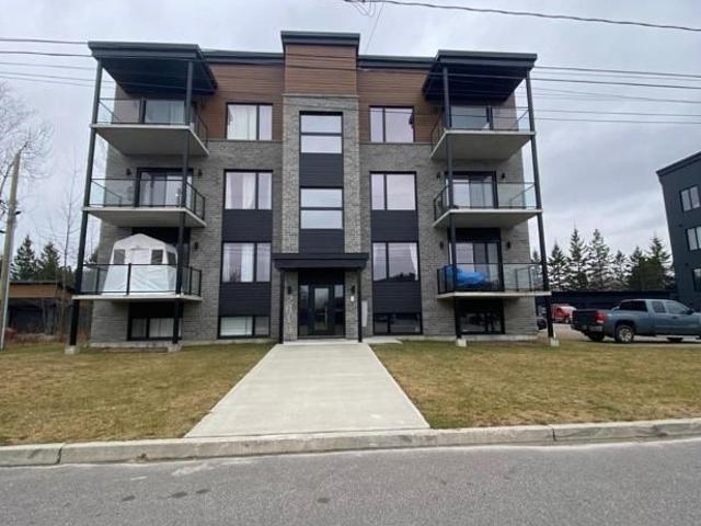 Apartment for rent in Mauricie, Quebec