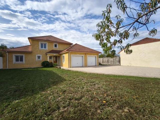 Villa vente à Lotissement Les Partolles Ii, Lée