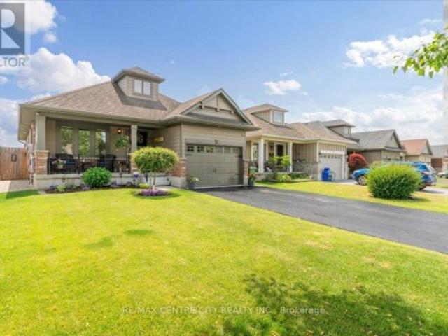 House for sale in St. Thomas, Ontario