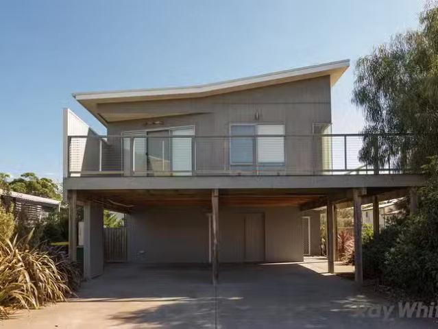 House for rent in Cowes, Victoria