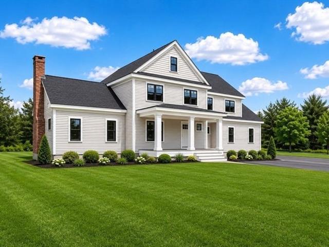 House for sale in Littleton, Middlesex County