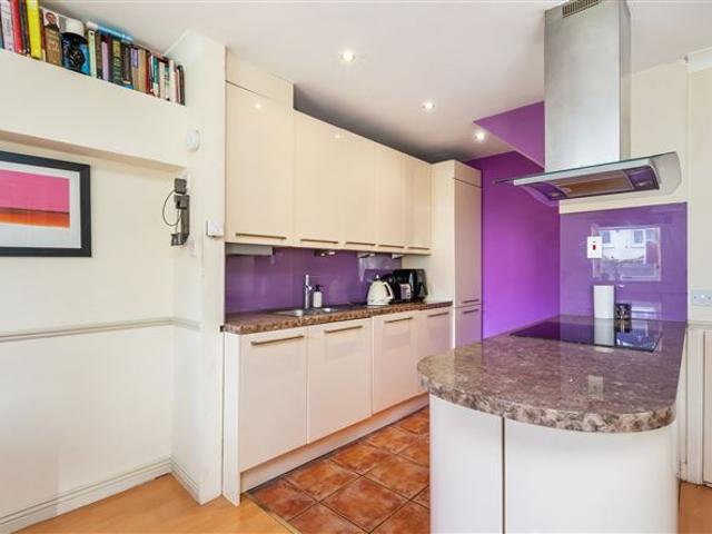 Townhouse for sale in Bluebell, Dublin