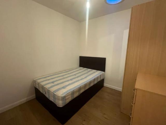 Apartment for rent in Hillhouse, Huddersfield