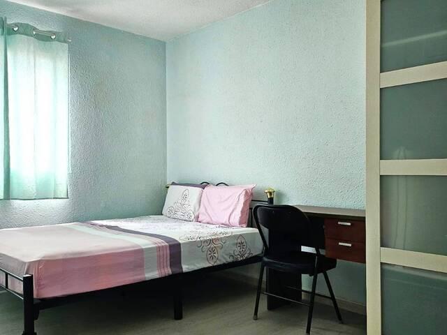 Room for rent