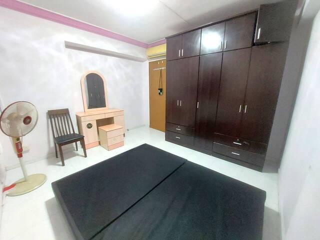 Room for rent