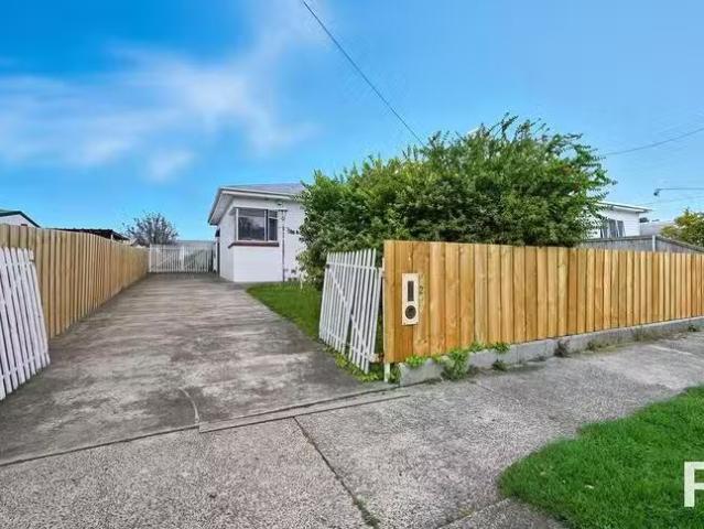 House for rent in Moonah, Tasmania