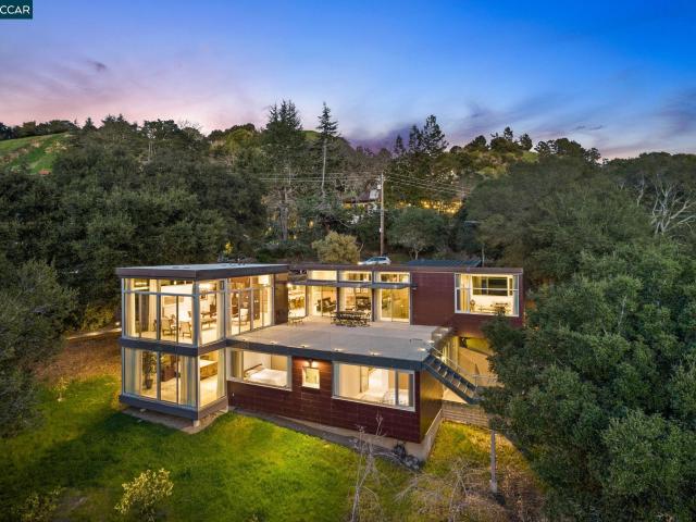 House for sale in Orinda, California
