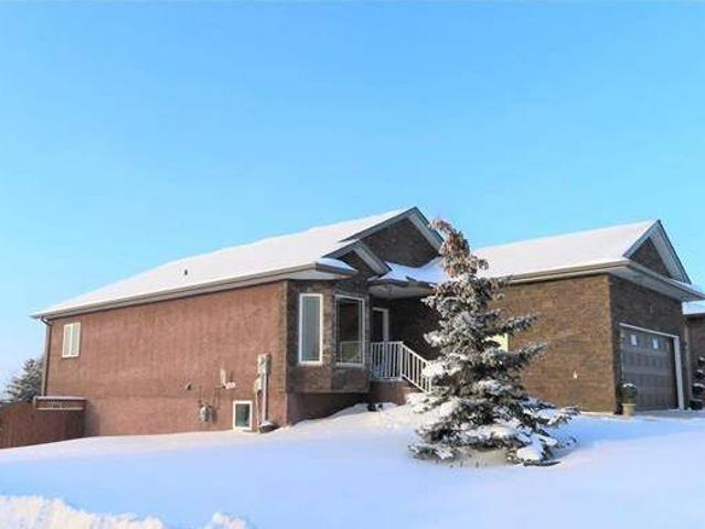 House for sale in Selkirk, Manitoba