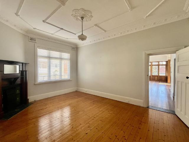 House for rent in Lower North Shore, Sydney