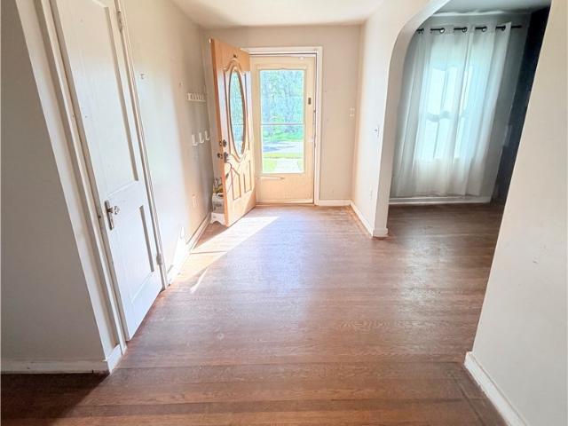 House for sale in Oneida, New York