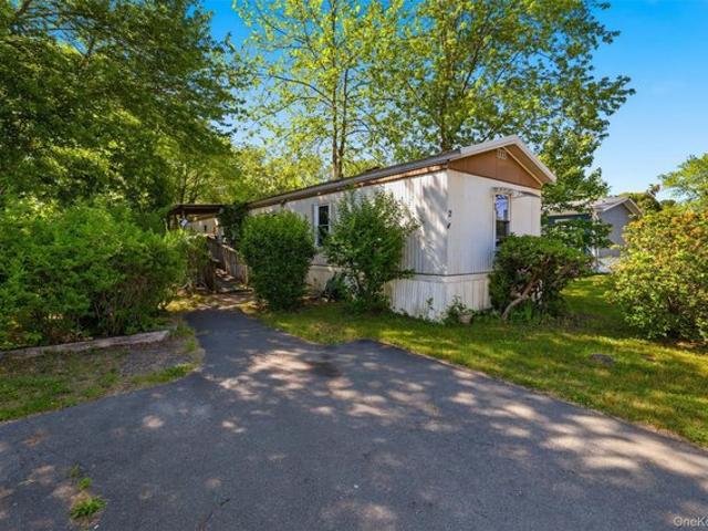 House for sale in Cuddebackville, New York