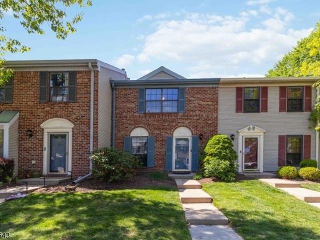 Townhouse for sale in Franklin, New Jersey