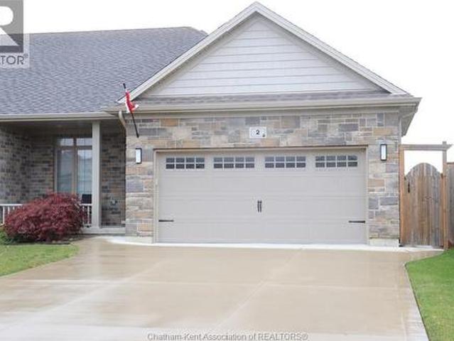 House for sale in Chatham–kent, Ontario
