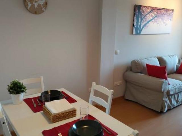 Apartamento en alquiler en Alcalá De Henares, Distrito V
