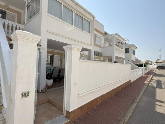 Apartamento en venta en Playa Flamenca II, el Baix Segura / La Vega Baja