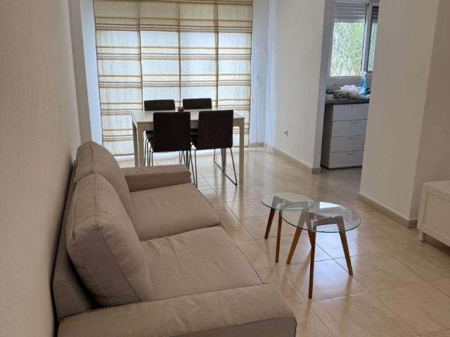 Apartamento en alquiler en Alicante