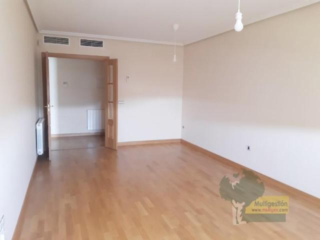 Apartamento en alquiler en Cáceres, Virgen de Guadalupe