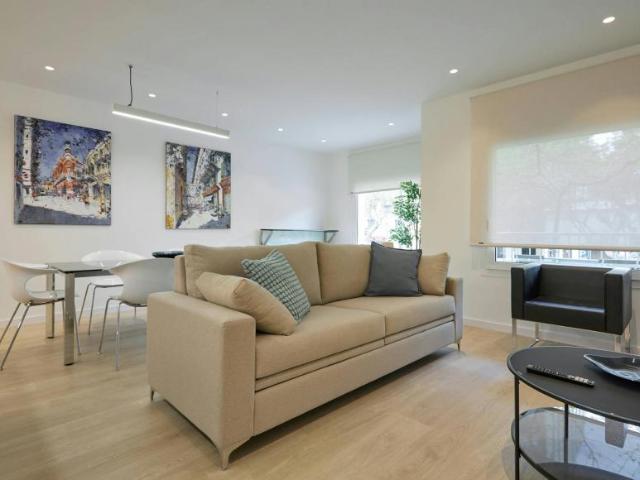 Apartamento en alquiler en Esplugues De Llobregat, el Centre