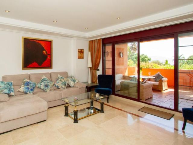 Apartamento en venta en Mairena, Nevada