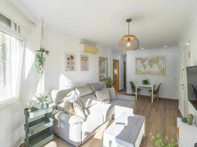 Apartamento en alquiler en Este, Málaga-Costa del Sol