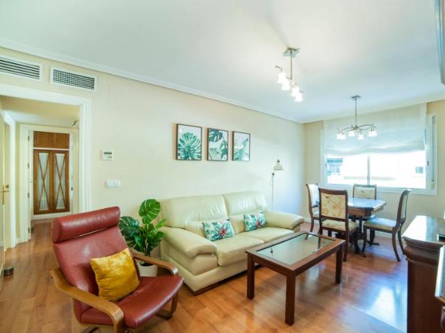 Apartamento en alquiler en Sevilla, Triana Este