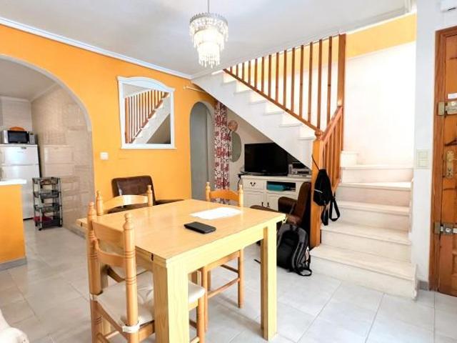 Apartamento en alquiler en Torrevieja, San Roque
