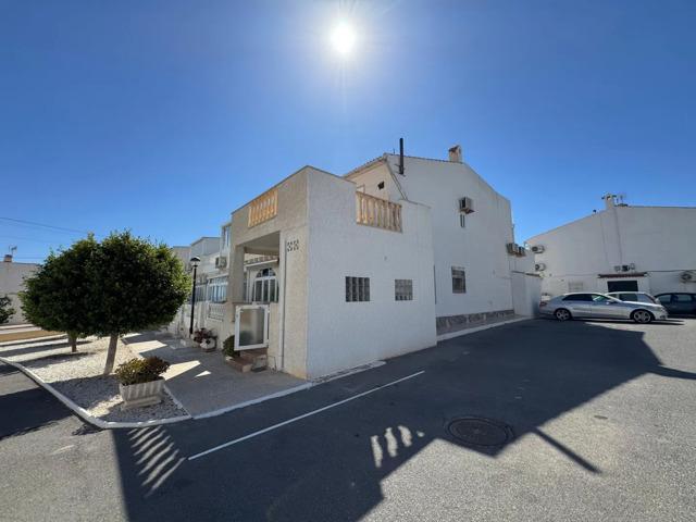 Bungalow en venta en La Mata, el Baix Segura / La Vega Baja