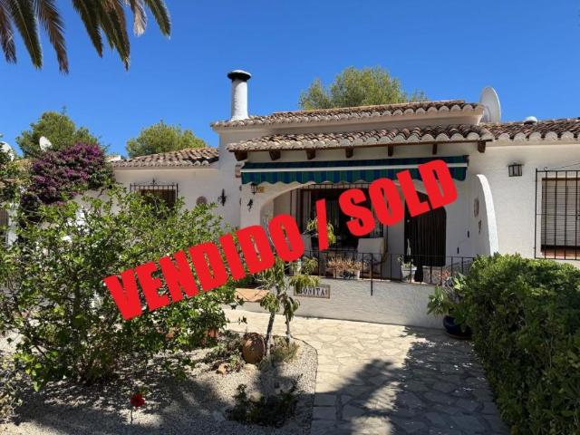 Bungalow en venta en Moraira, la Marina Alta