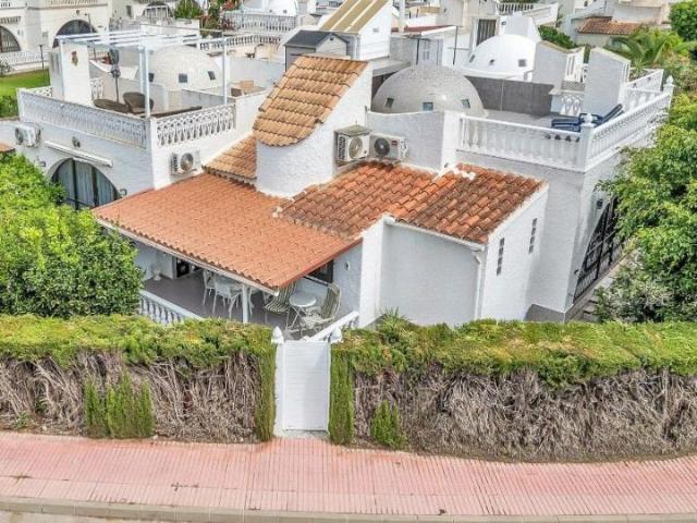 Bungalow en venta en Urbanización la Florida, el Baix Segura / La Vega Baja