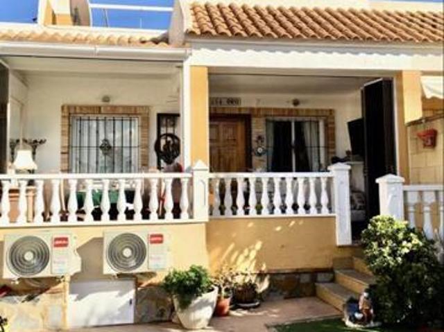 Bungalow en venta en Helechosa De Los Montes, Badajoz