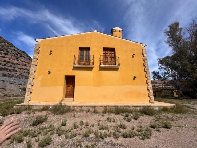 Casa en venta en A Lama
