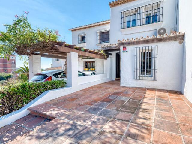 Casa en venta en Castillo de la Duquesa, Manilva