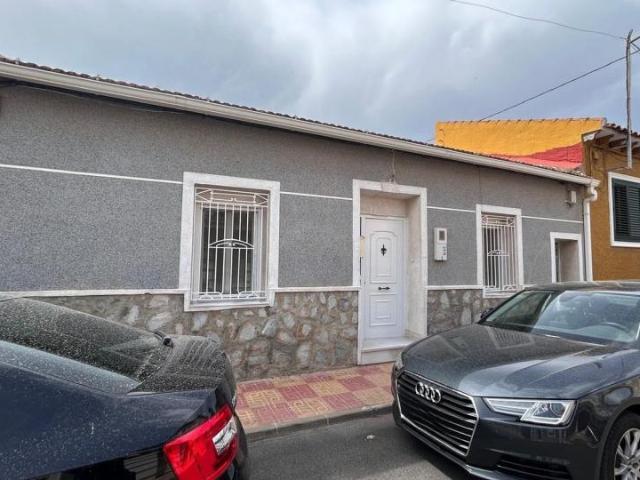 Casa en venta en Jacarilla