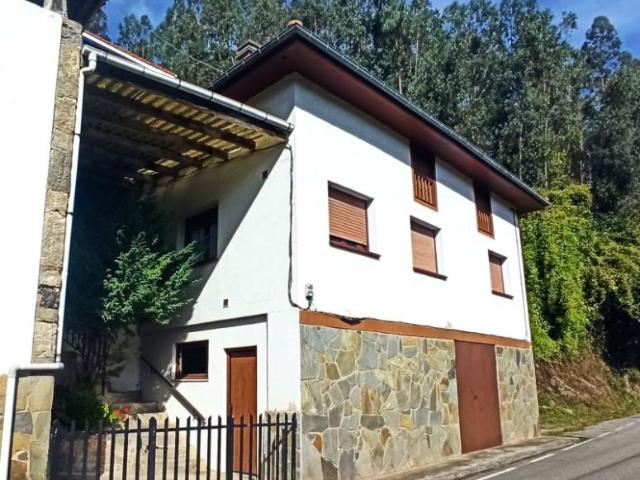 Casa en venta en Pravia, Praúa